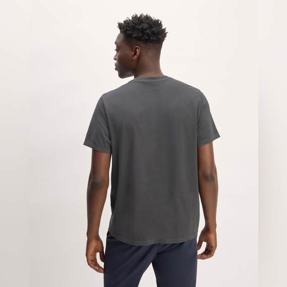 Everlane Men’s The Essential Organic Garment-Dyed Crew Short Sleeve Tee Shirt - Picture 3 of 10